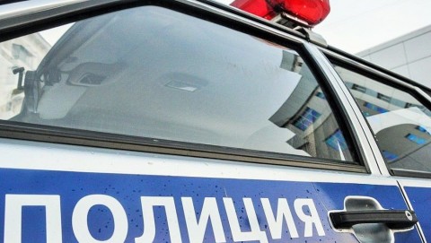 В Хабарском районе полицейские задержали подозреваемого в угоне автомобиля